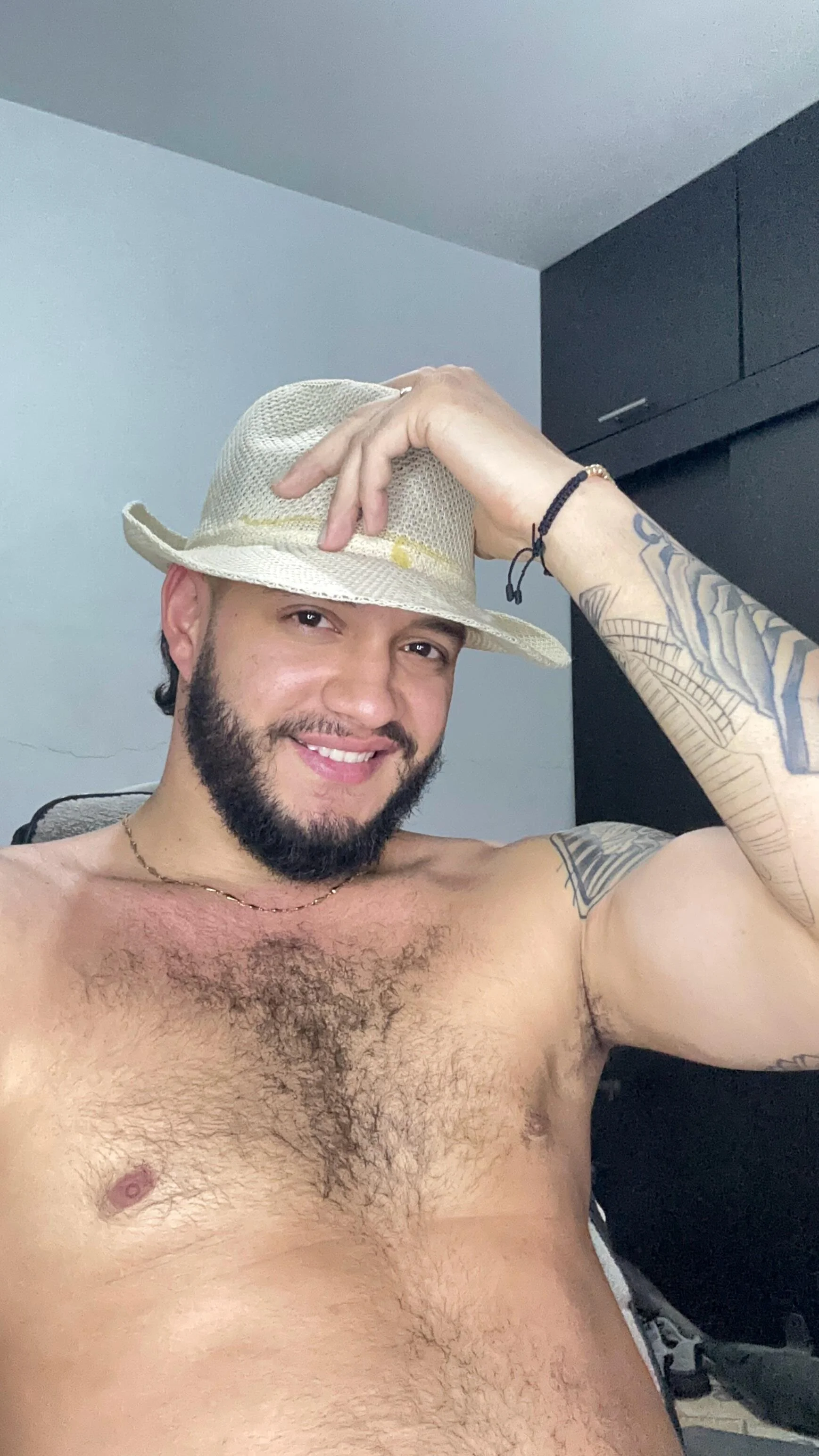 XXX Porn Photo of Nude Raymond_bakerr 15