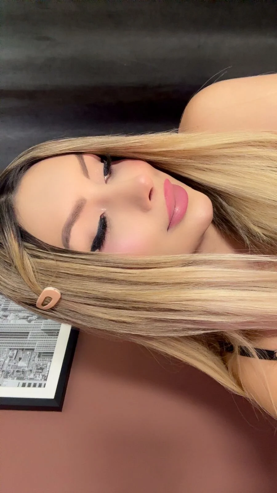 XXX Porn Photo of Nude ale_lovee 1