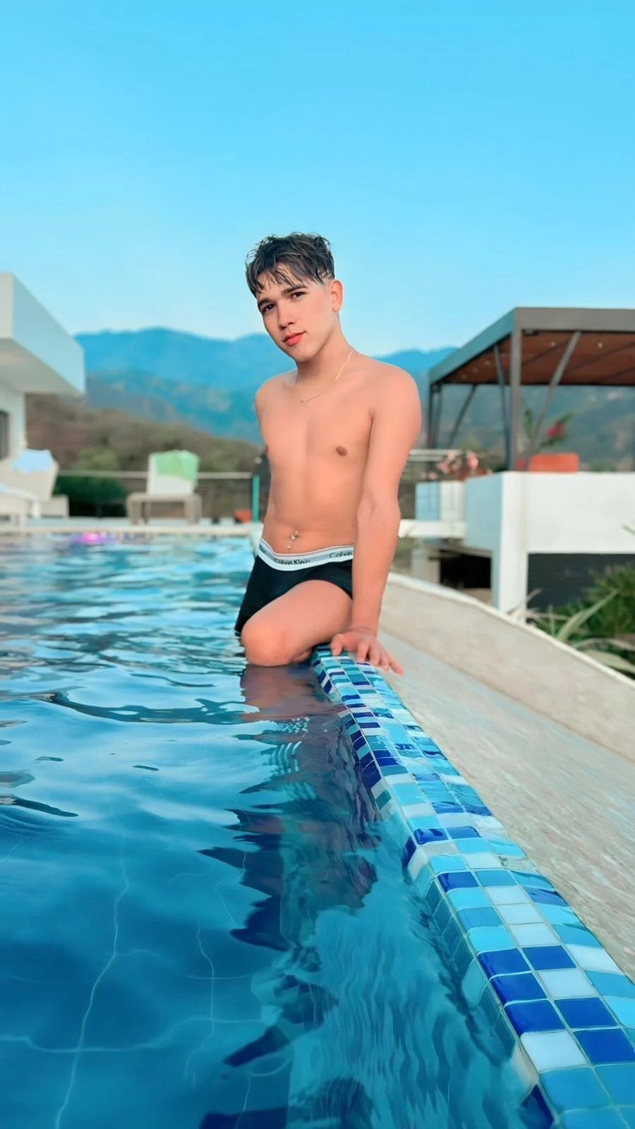 XXX Porn Photo of Nude thelittle_matias 18