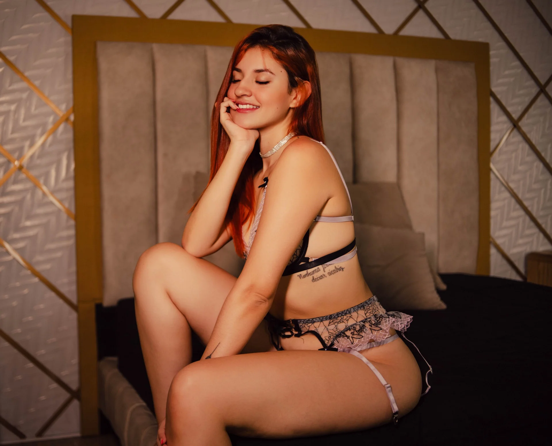 XXX Porn Photo of Nude AylinMillerxs 23
