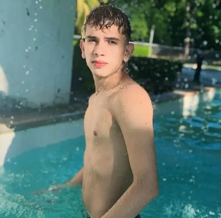 XXX Porn Photo of Nude Ethanhot_os 5