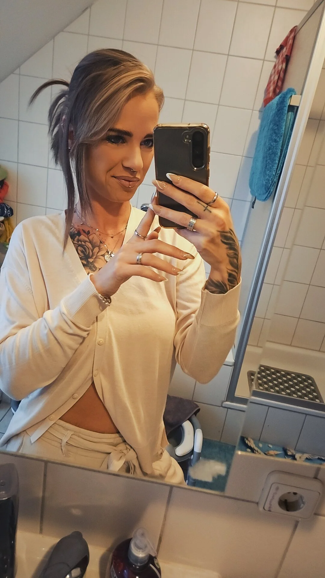 XXX Porn Photo of Nude Amazing_Bella 5