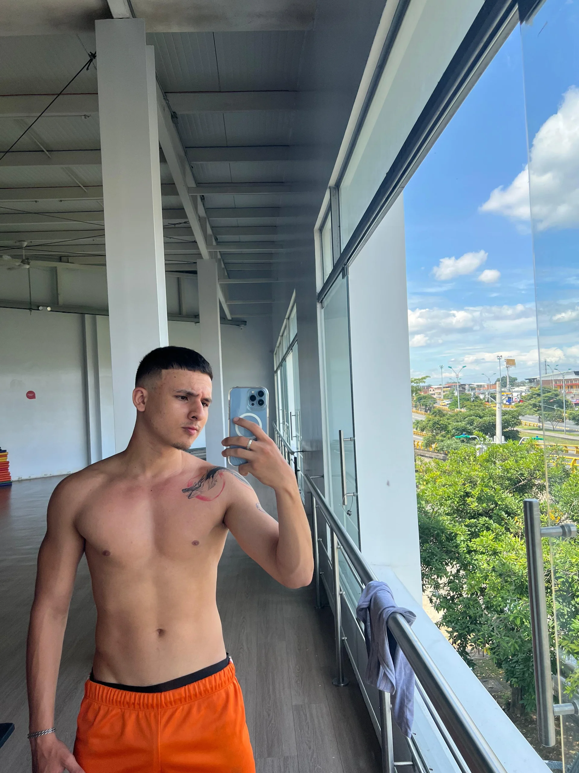 XXX Porn Photo of Nude Andrew_lovely18 7
