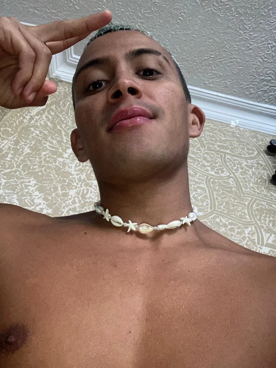 XXX Porn Photo of Nude sweet_boygay 2