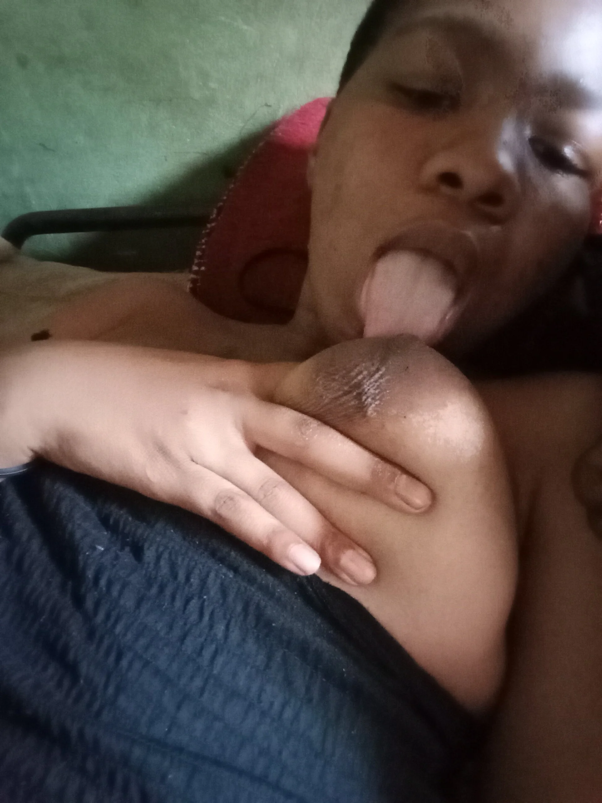 XXX Porn Photo of Nude QueenGee 6