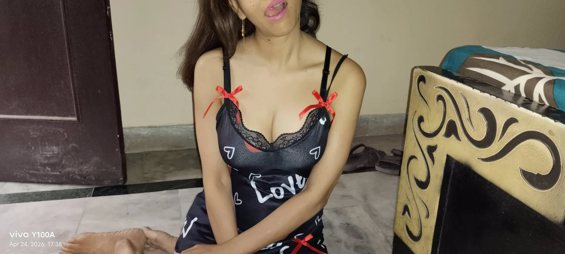 XXX Porn Photo of Nude lovelyrosewifey 15