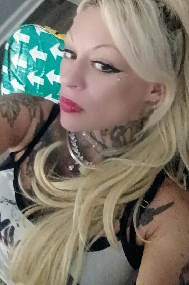 XXX Porn Photo of Nude in_my_bunny 10