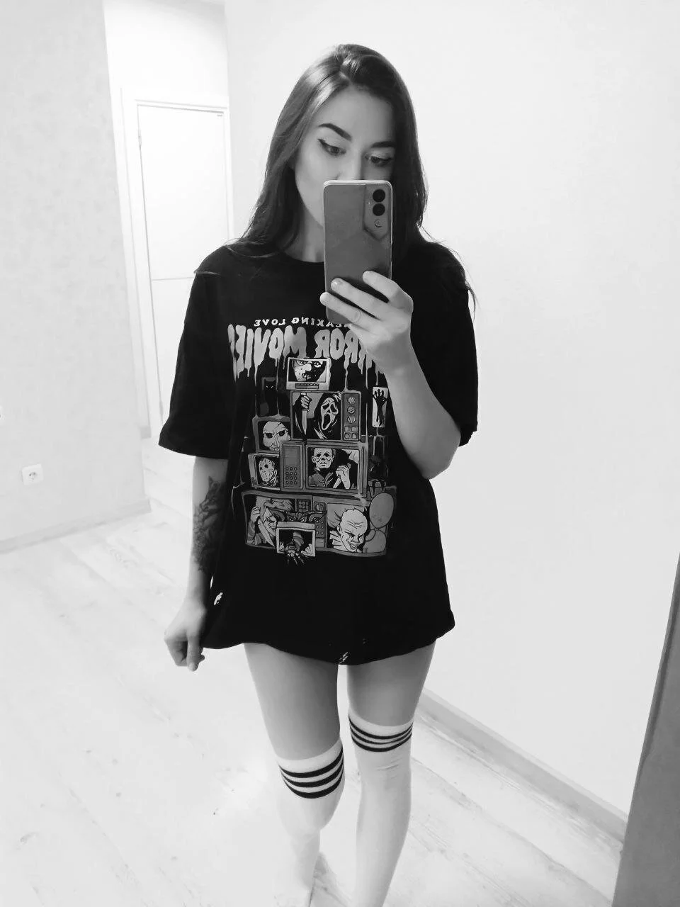 XXX Porn Photo of Nude Lil_Foxy9 4