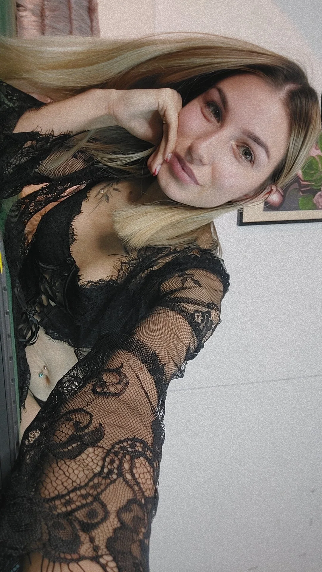 XXX Porn Photo of Nude AgnesAlexis 3