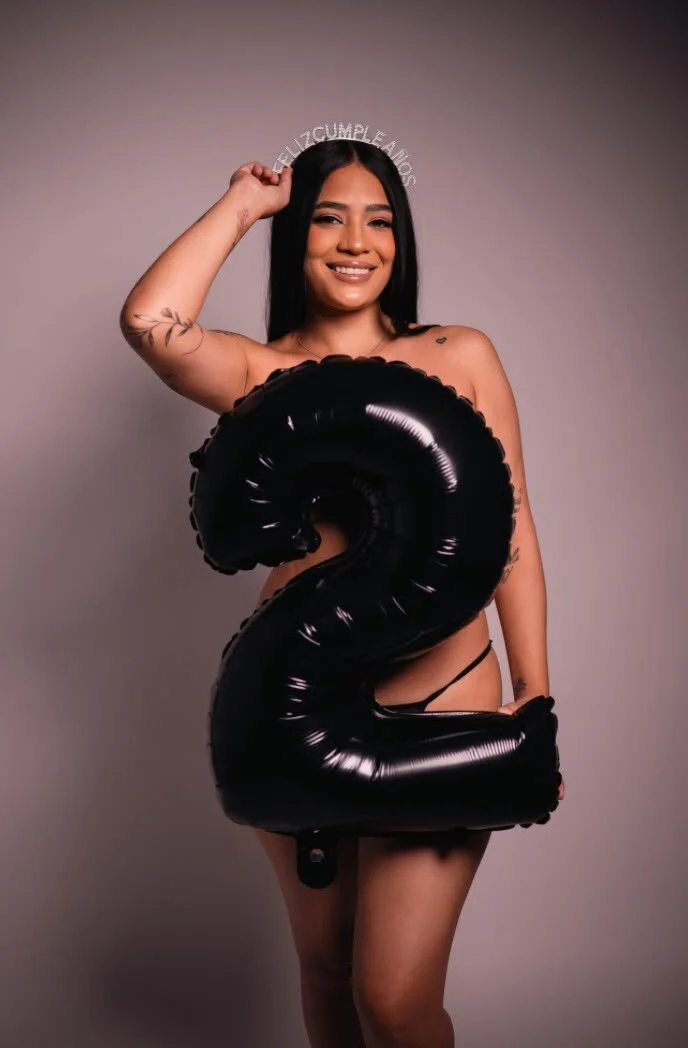 XXX Porn Photo of Nude laura_rouse_ 7