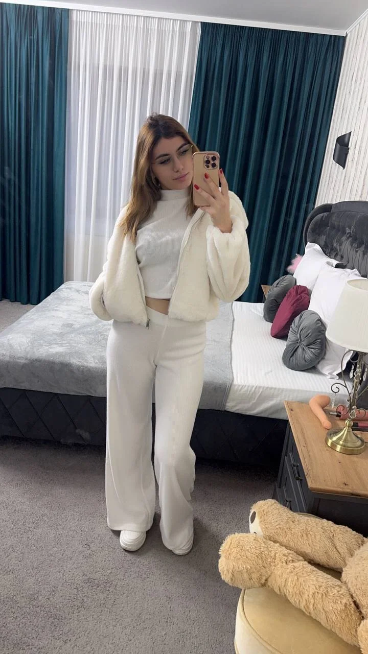 XXX Porn Photo of Nude AnisiaConnor 18