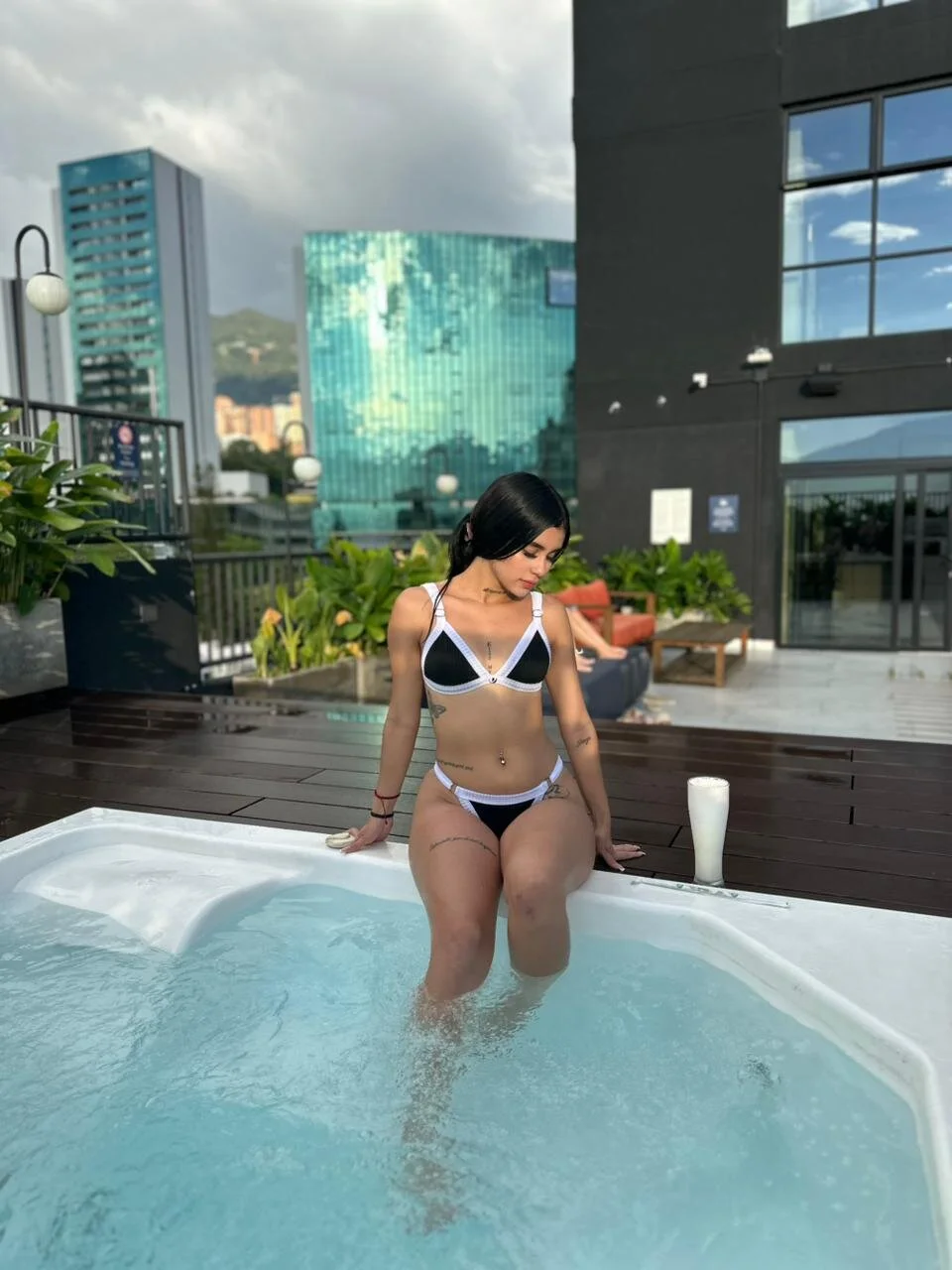 XXX Porn Photo of Nude ivonny___ 2