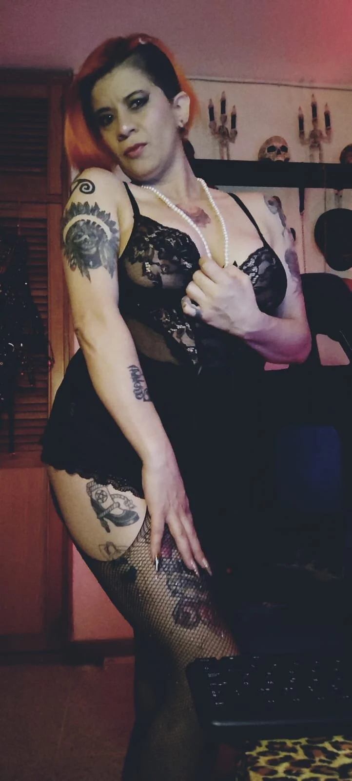 XXX Porn Photo of Nude DominatrixBlue 25