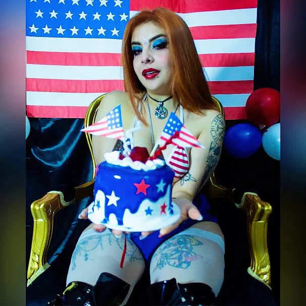 XXX Porn Photo of Nude FindomQueen 124