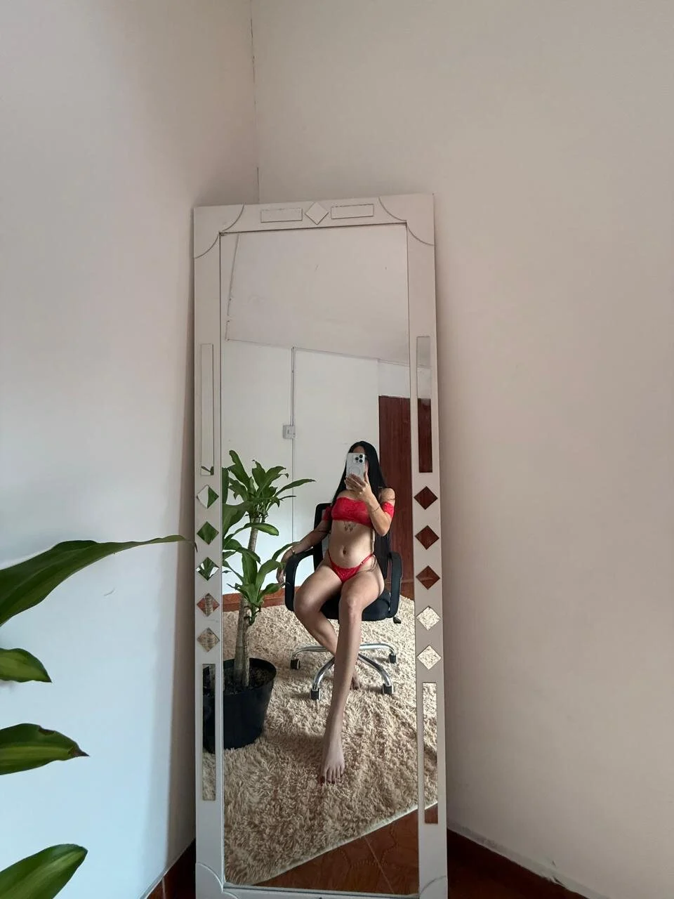 XXX Porn Photo of Nude isa_rousse25 18