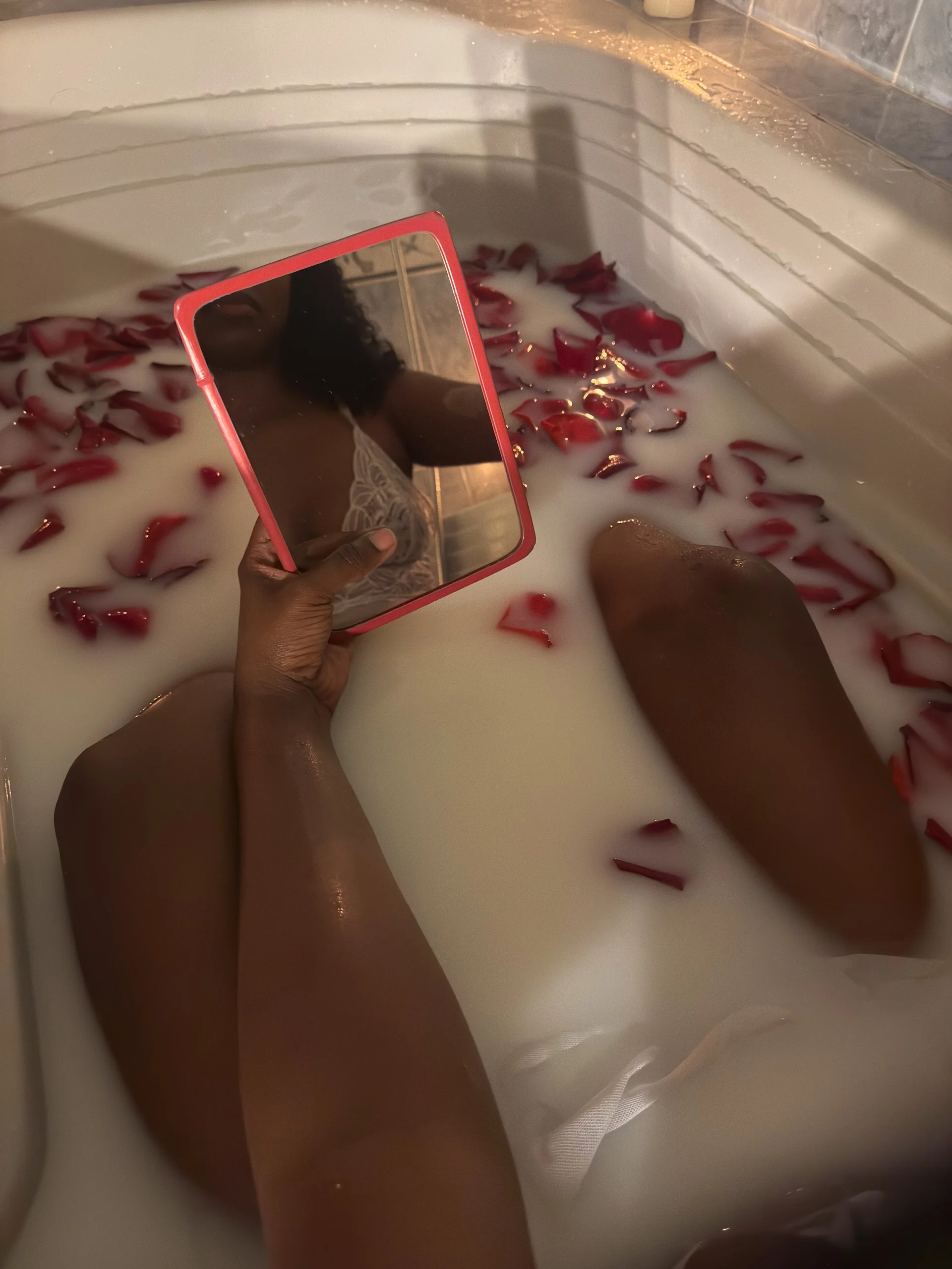XXX Porn Photo of Nude TAYRA_CASTLE 2