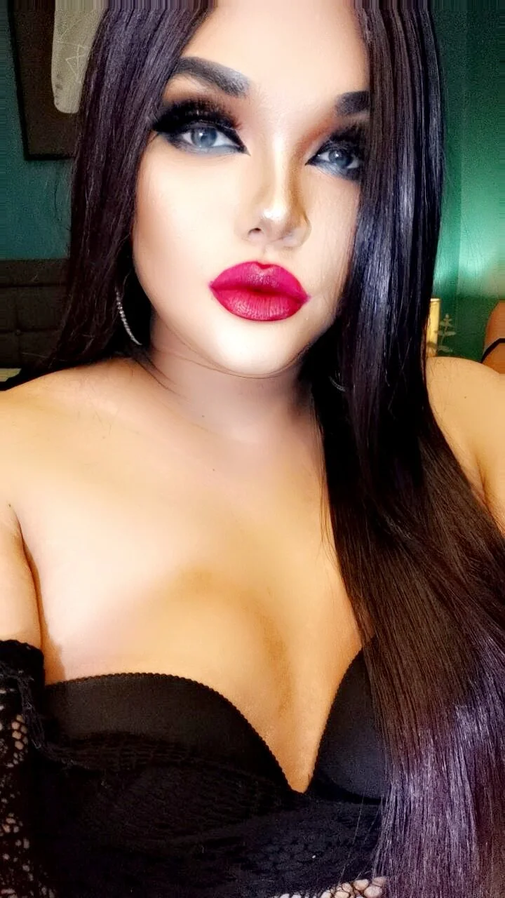 XXX Porn Photo of Nude InsatiableSexQueen 3