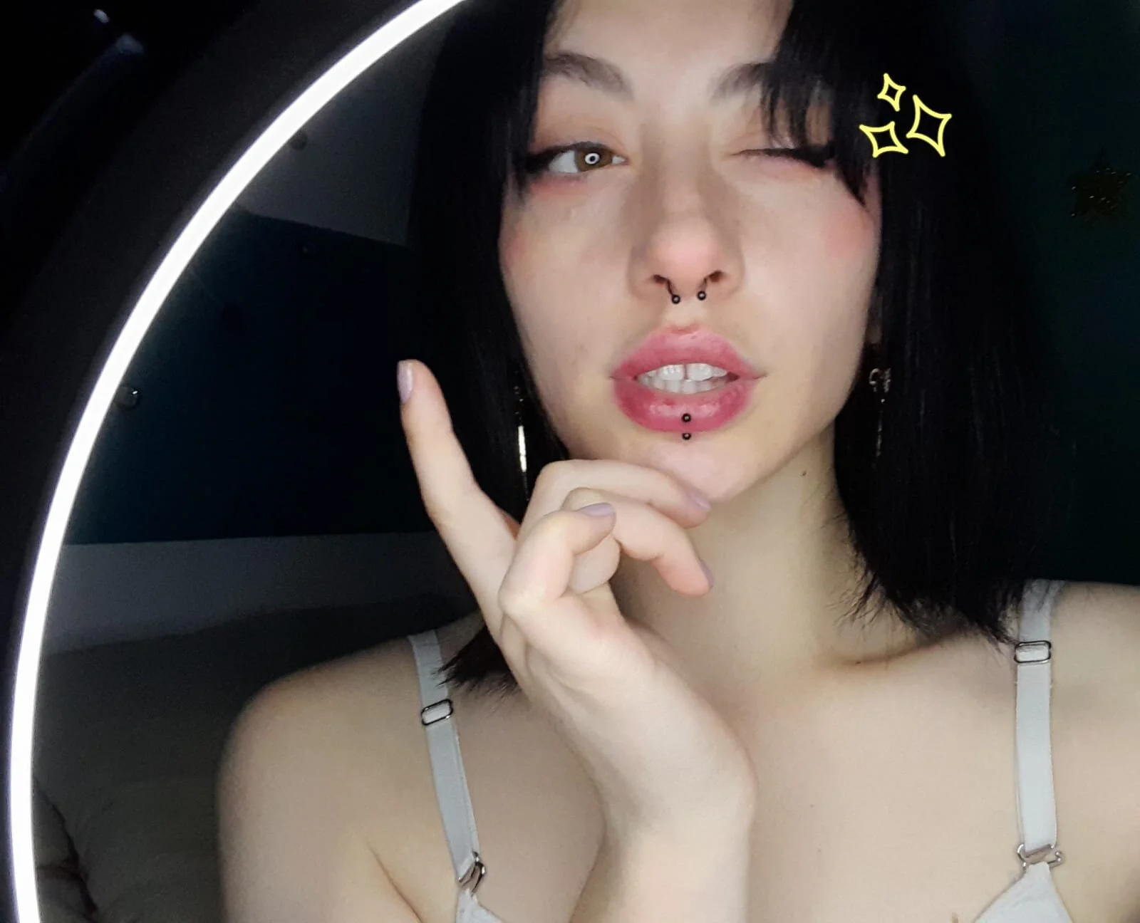XXX Porn Photo of Nude lili_hott63 1