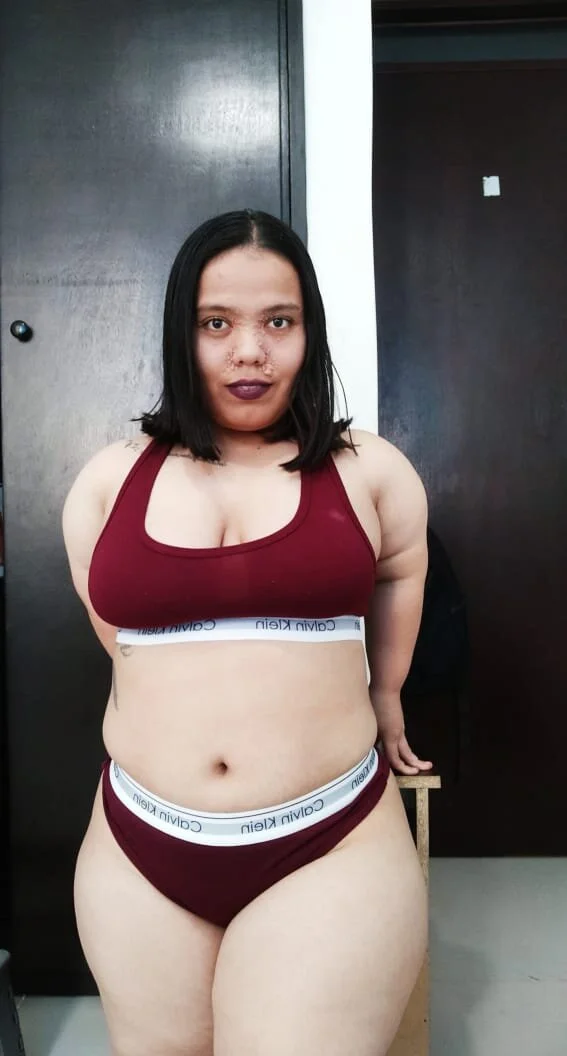 XXX Porn Photo of Nude adenile5 1