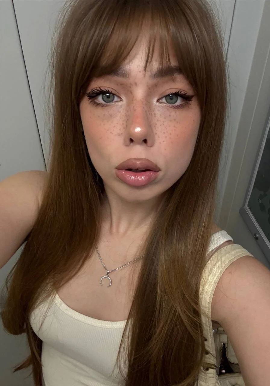XXX Porn Photo of Nude MarivelPascoal 6