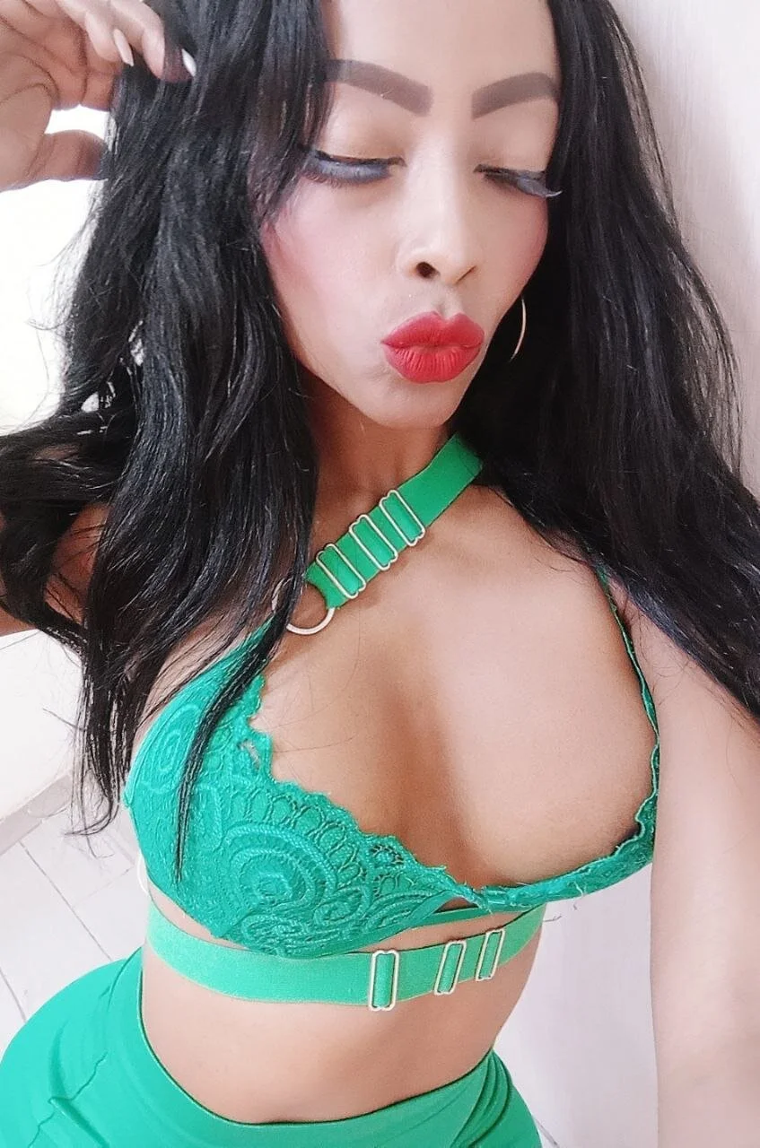 XXX Porn Photo of Nude BriannaChelsea 40