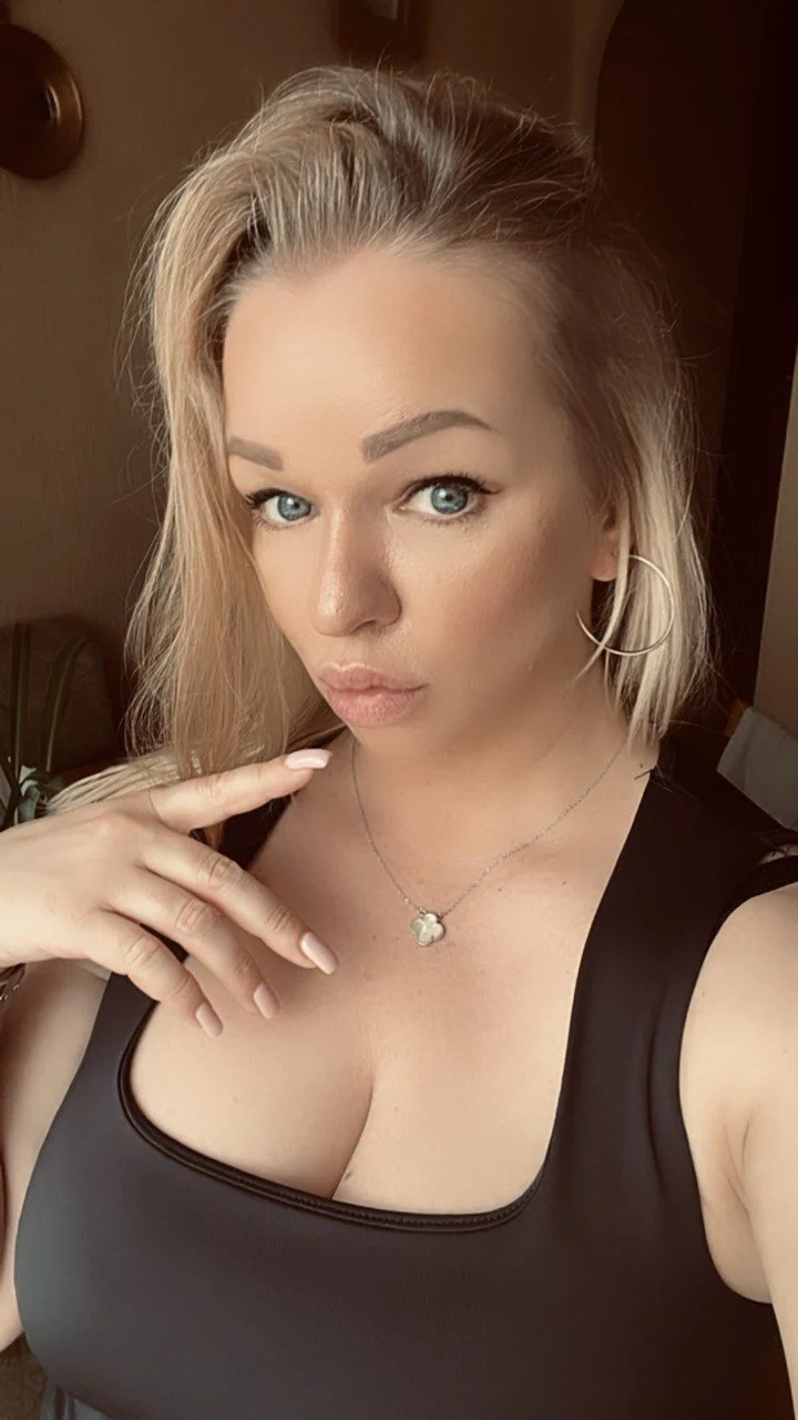 XXX Porn Photo of Nude JuliaBlond 3