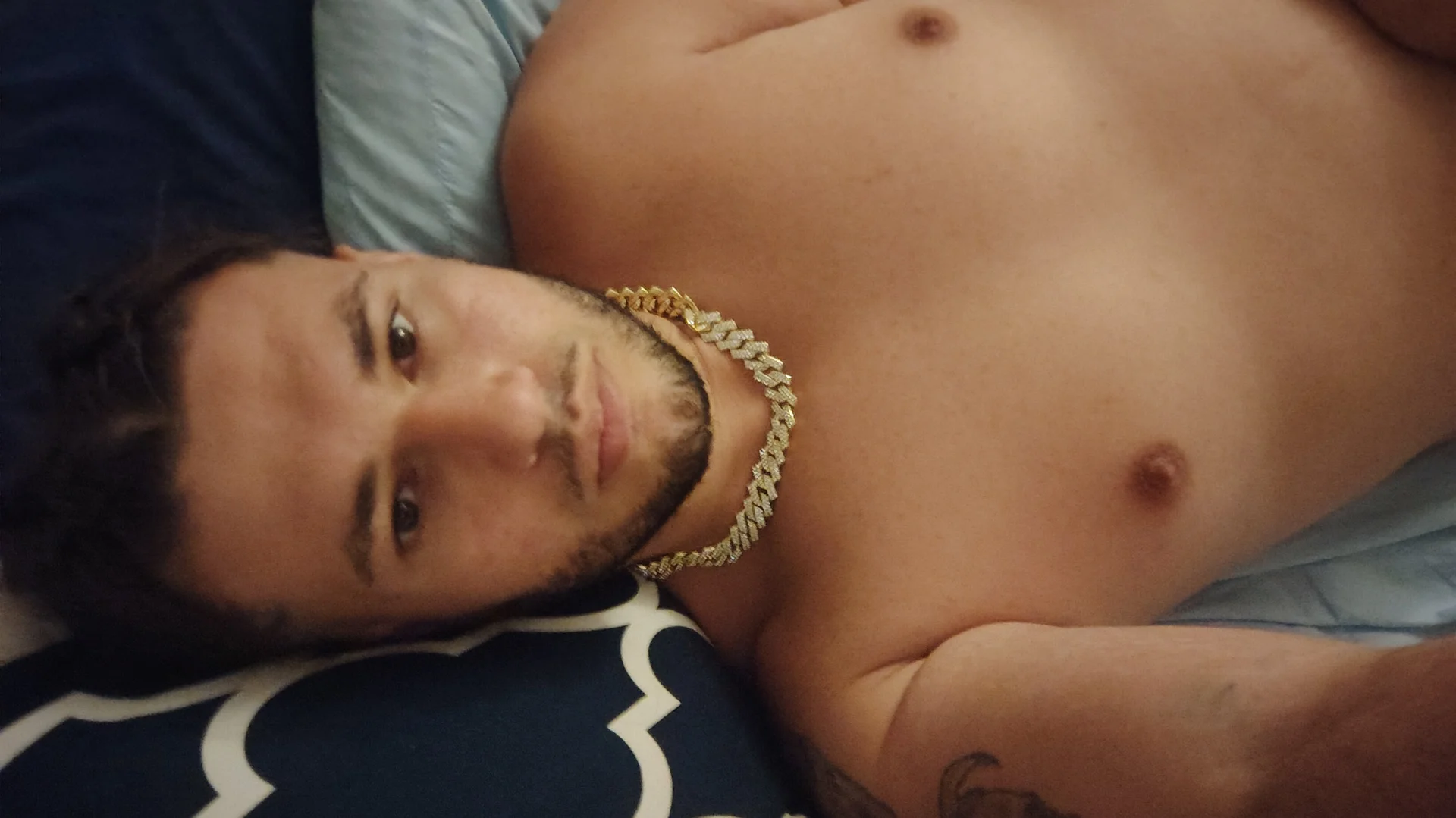 XXX Porn Photo of Nude Badcuzwefun187 16