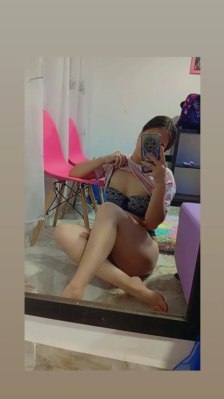 XXX Porn Photo of Nude juanita_tay 16