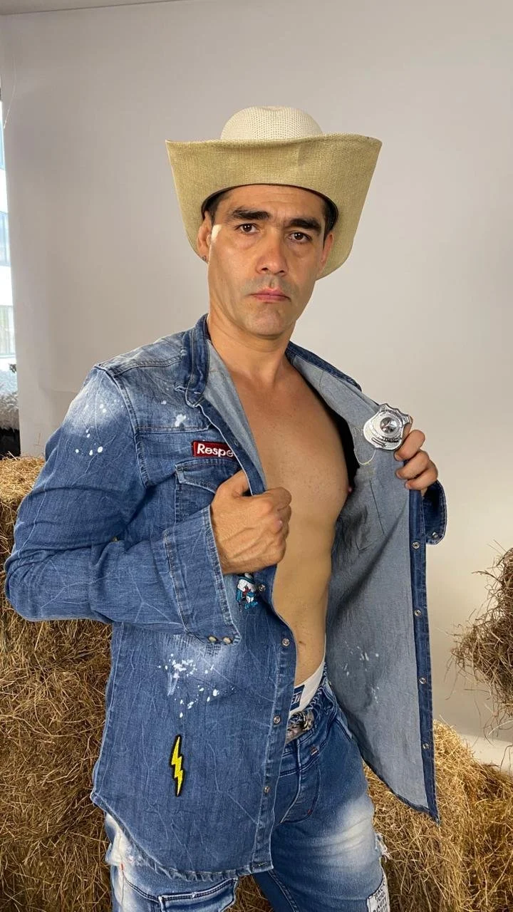 XXX Porn Photo of Nude Fausto_Storm 8