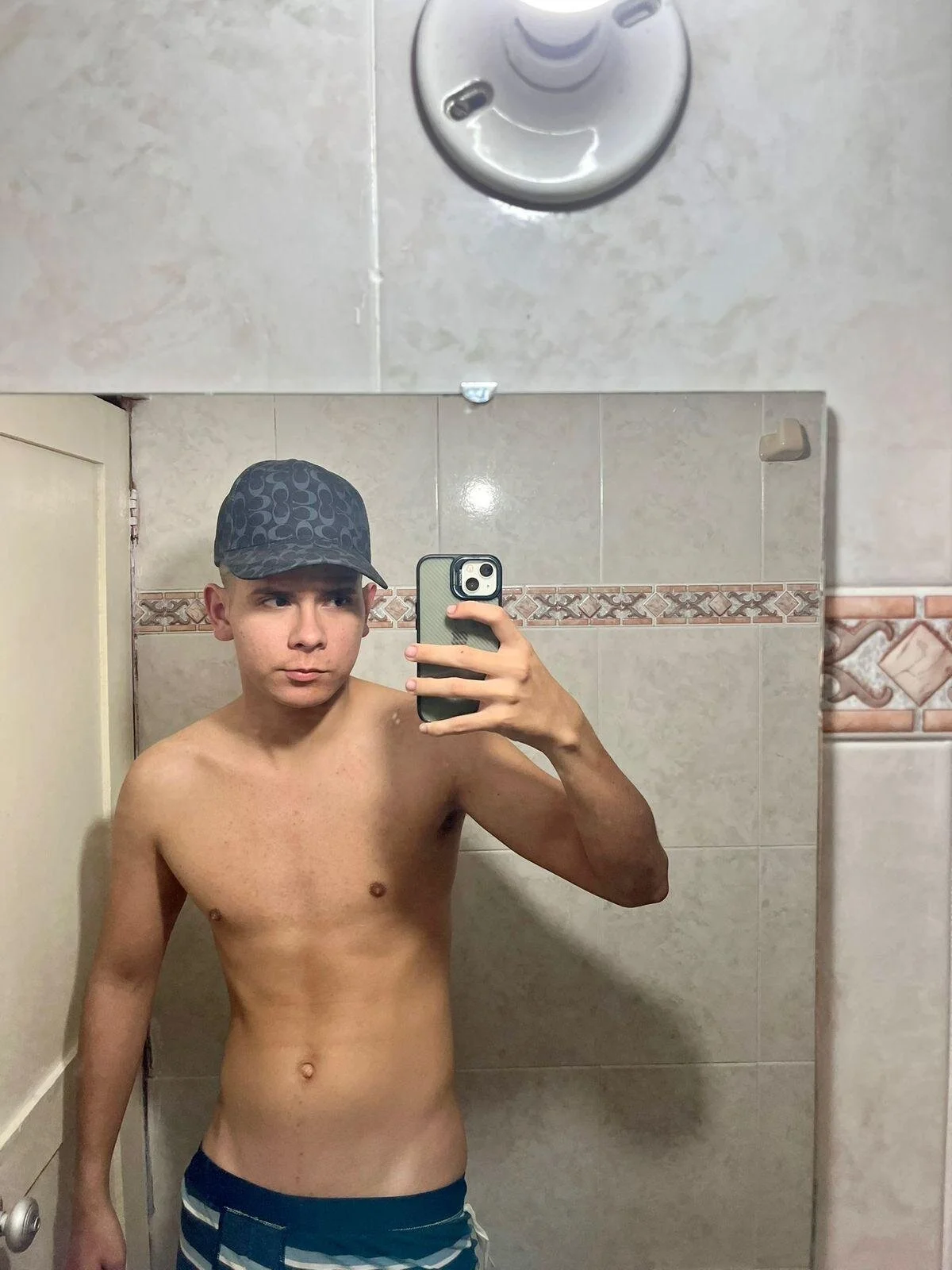 XXX Porn Photo of Nude el_sevillista29 4