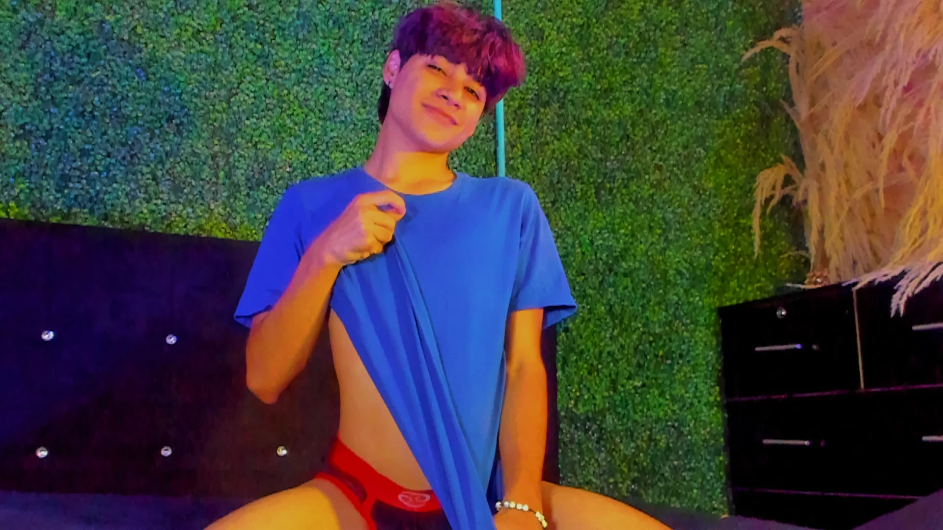 XXX Porn Photo of Nude Max_gold 51