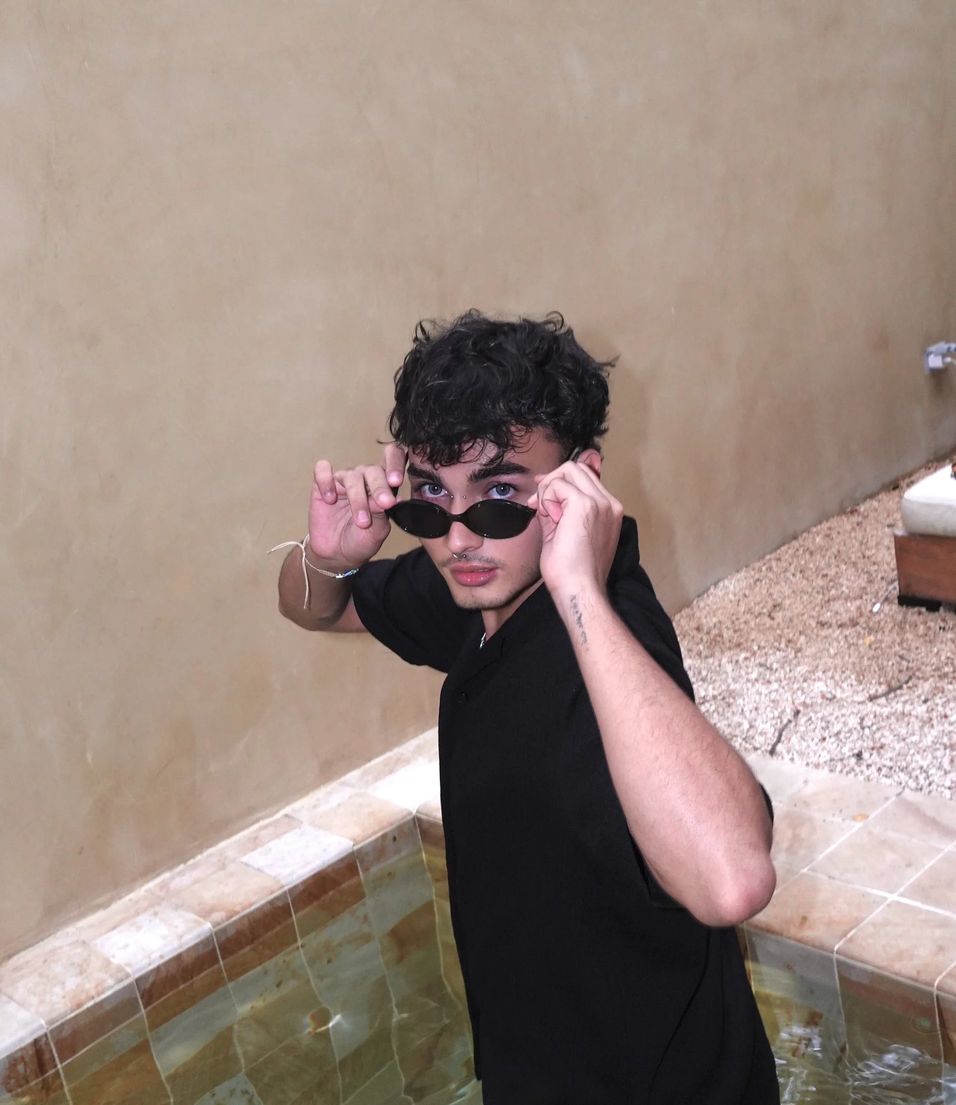 XXX Porn Photo of Nude Velvet_man 5