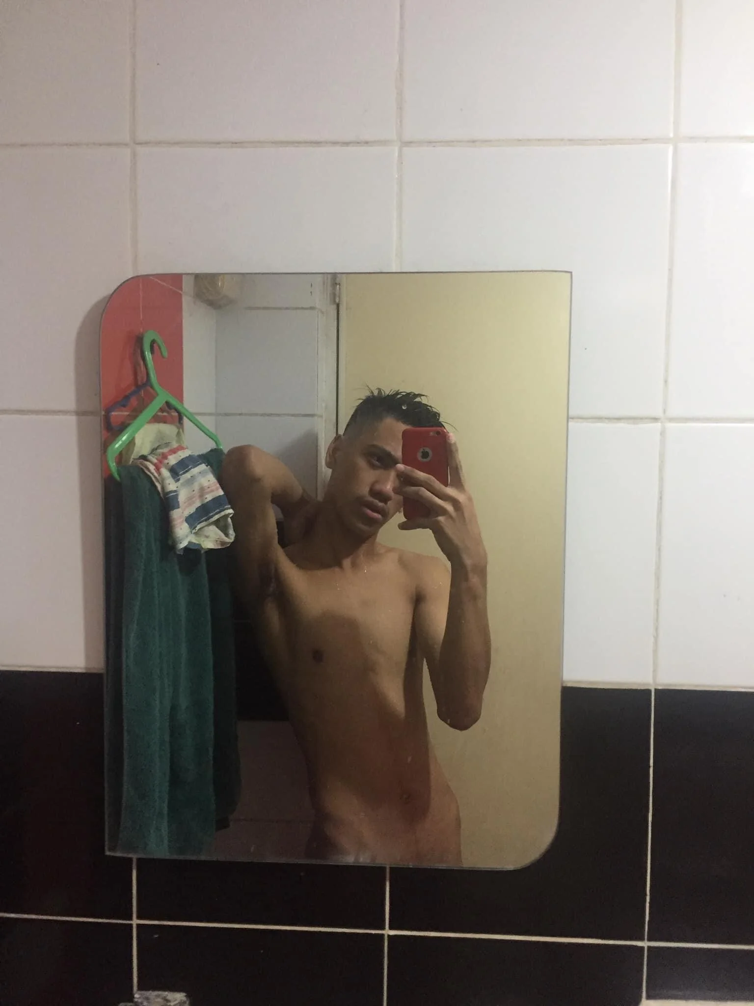 XXX Porn Photo of Nude gaysucker6969 10