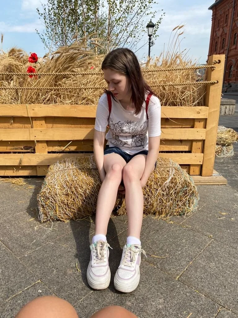 XXX Porn Photo of Nude Lunar_Lily 4