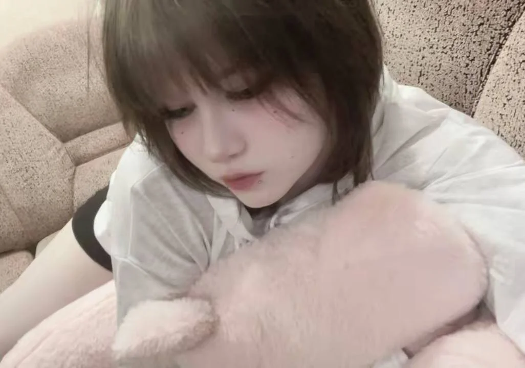 XXX Porn Photo of Nude HelloKinki 6