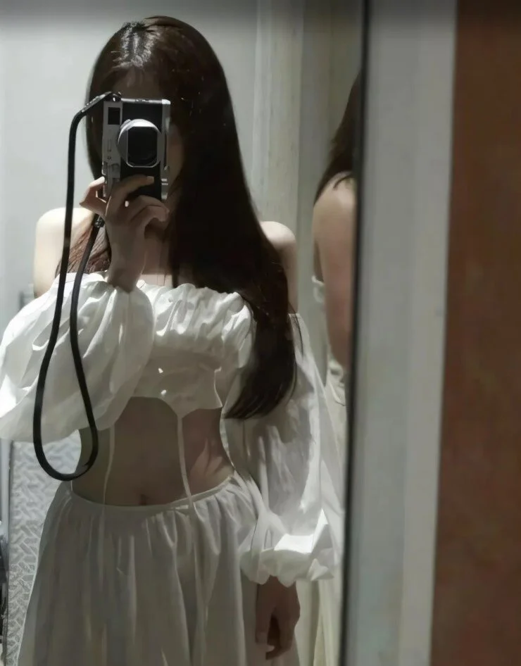 XXX Porn Photo of Nude Leeleesweetbaebi 3