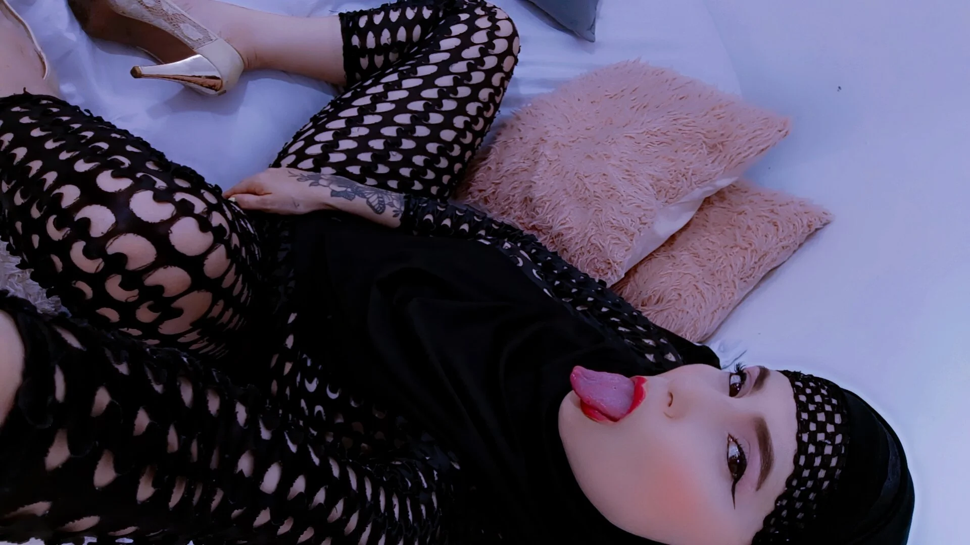 XXX Porn Photo of Nude jamila_zair 140