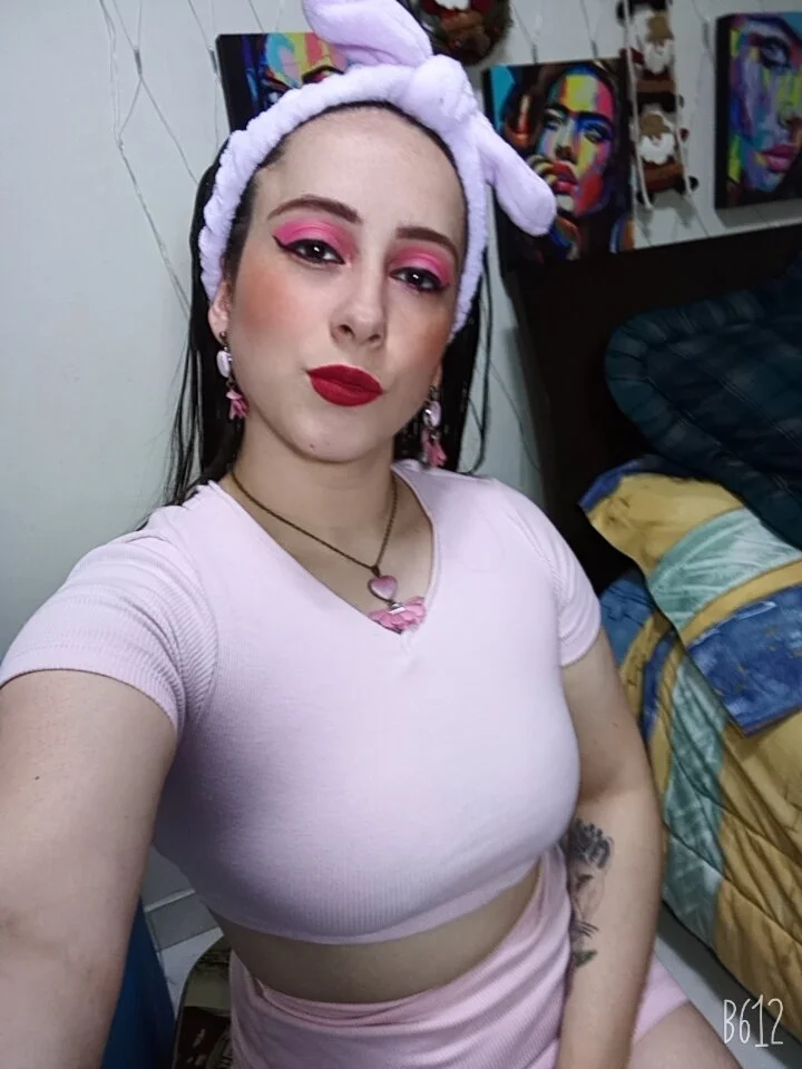 XXX Porn Photo of Nude mia-luna-x 17