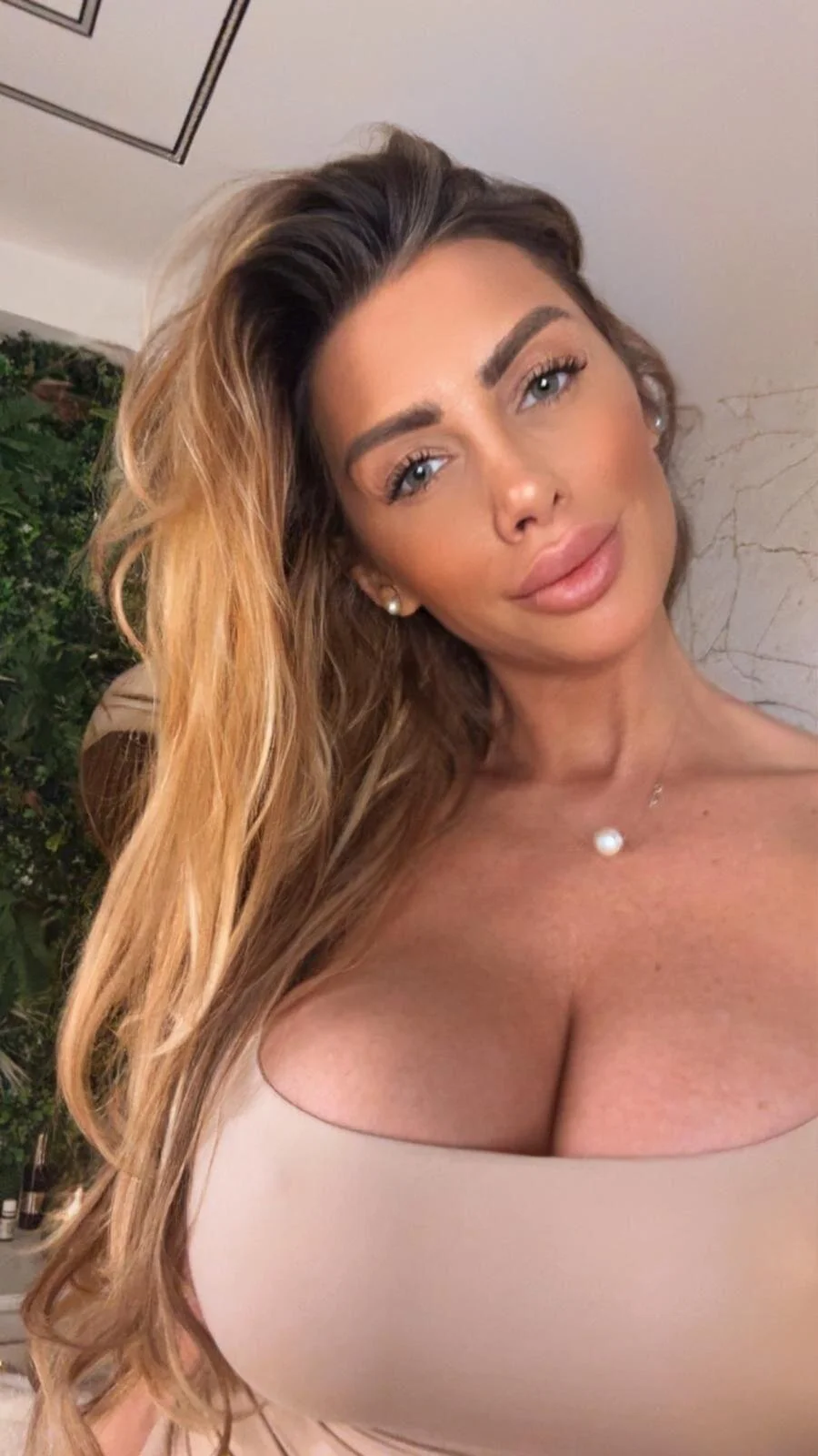 XXX Porn Photo of Nude AngelWooW 9