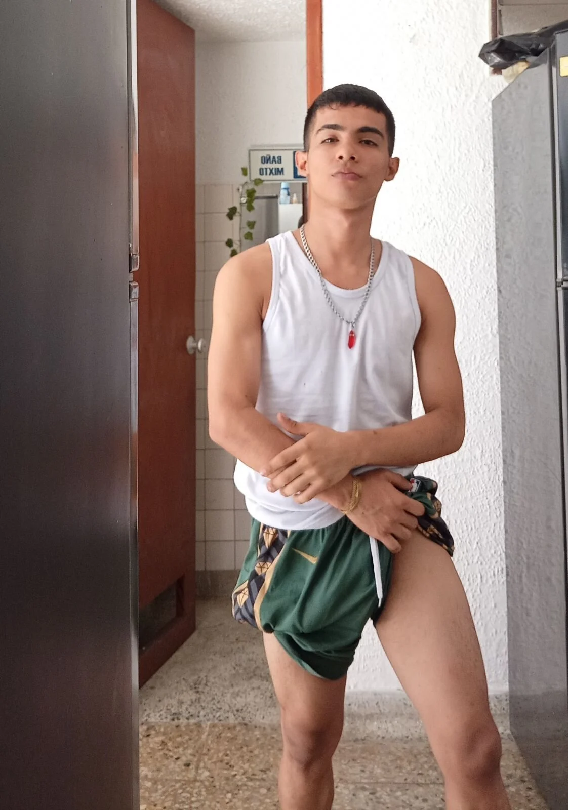 XXX Porn Photo of Nude Apolo_Richards 5
