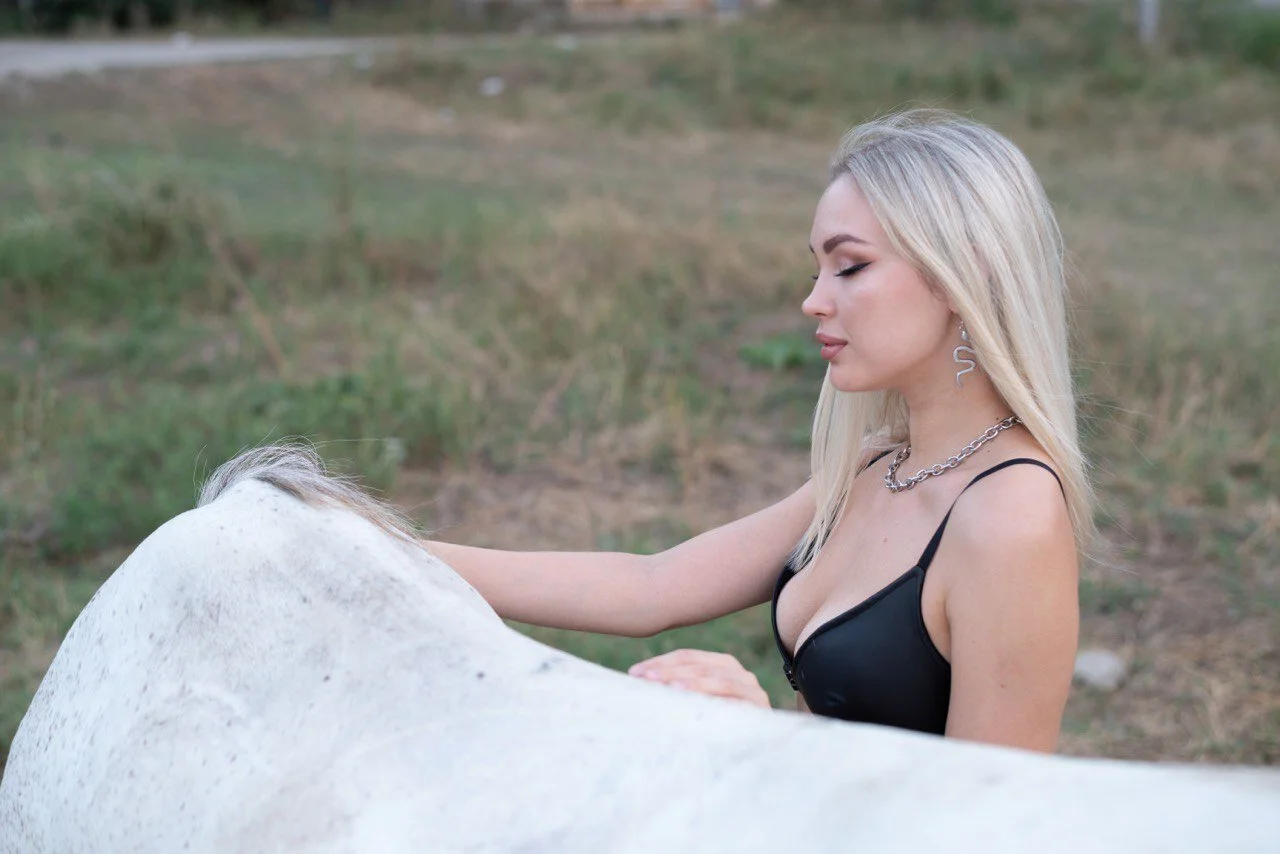 XXX Porn Photo of Nude Kelly__Gray 42