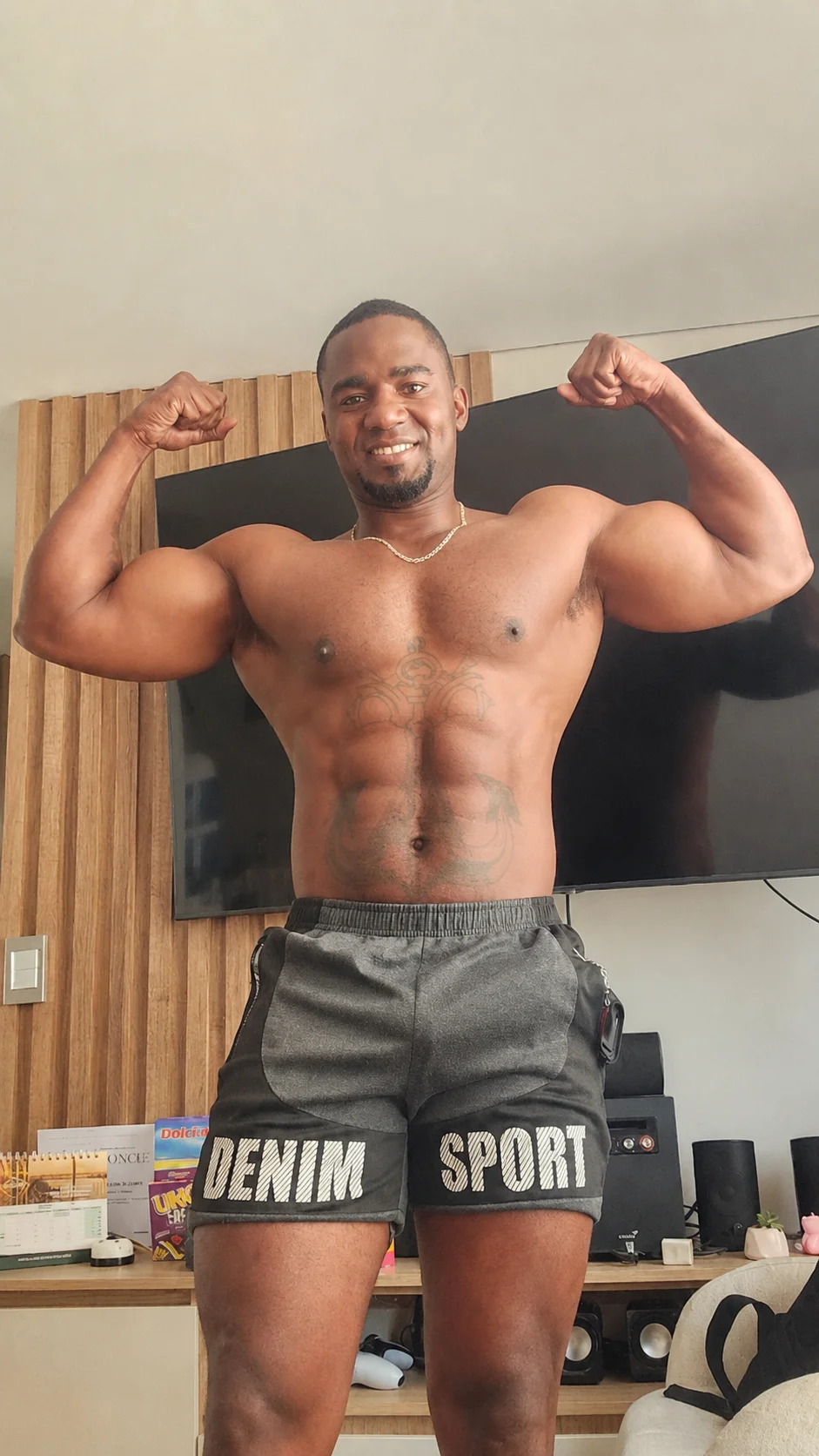 XXX Porn Photo of Nude tu_negrito_sexy 4