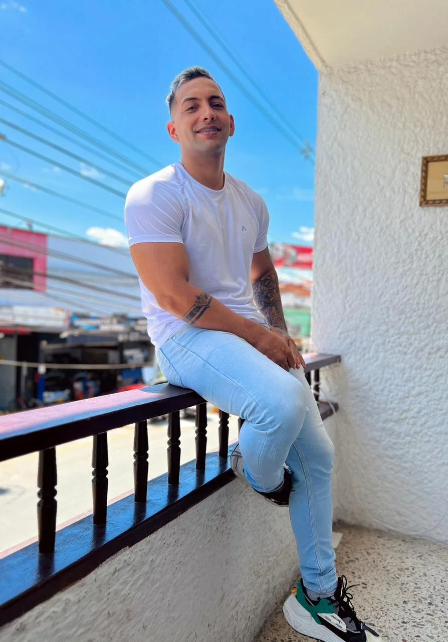 XXX Porn Photo of Nude alex_oficial 21