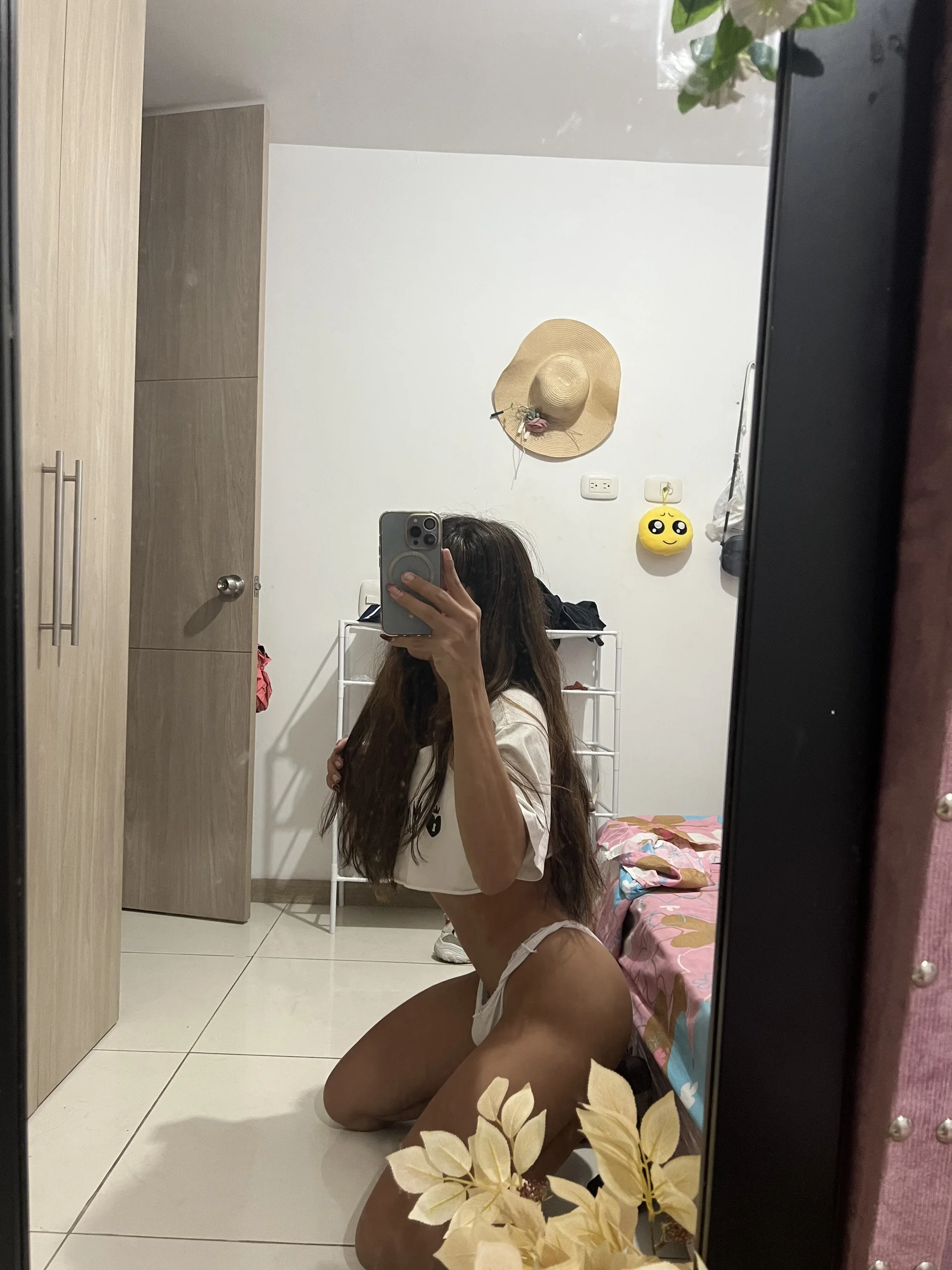 XXX Porn Photo of Nude bloom_apple 30