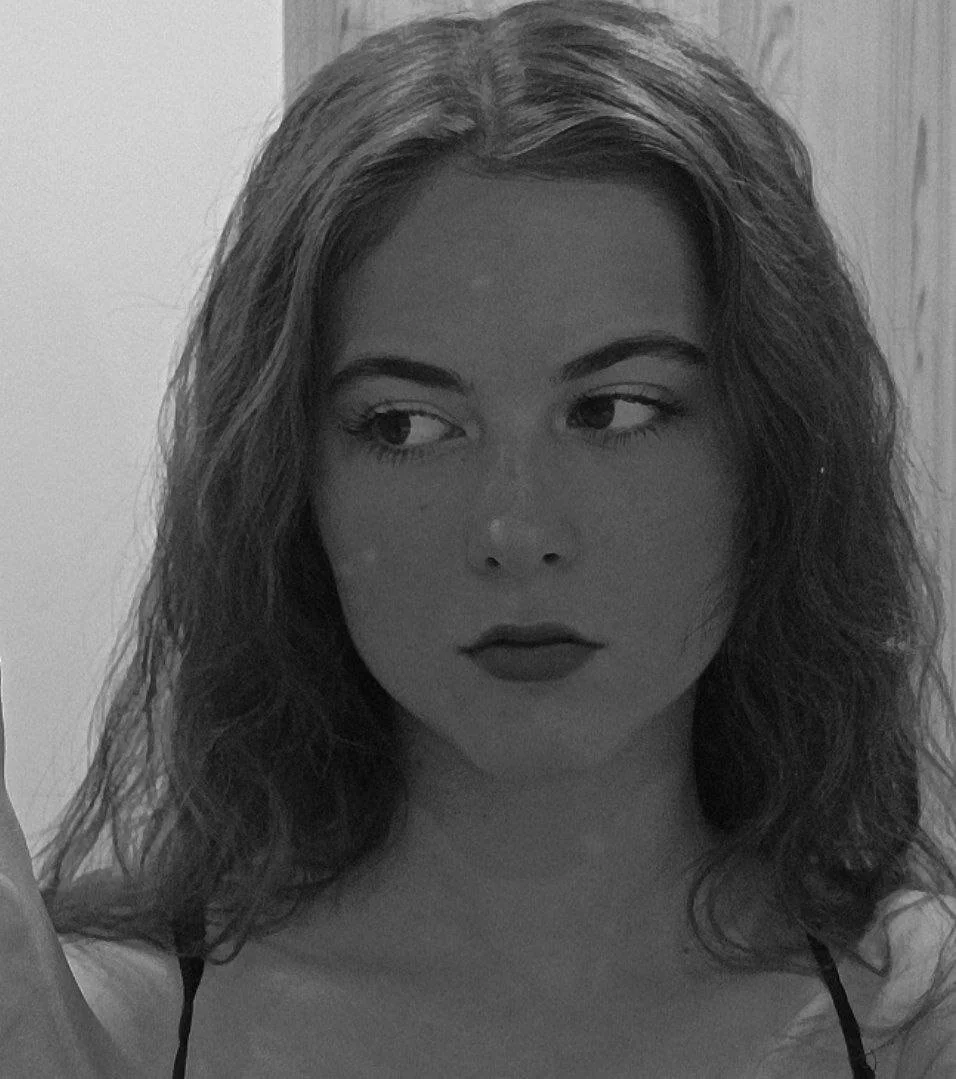 XXX Porn Photo of Nude CarolannMirjah 7