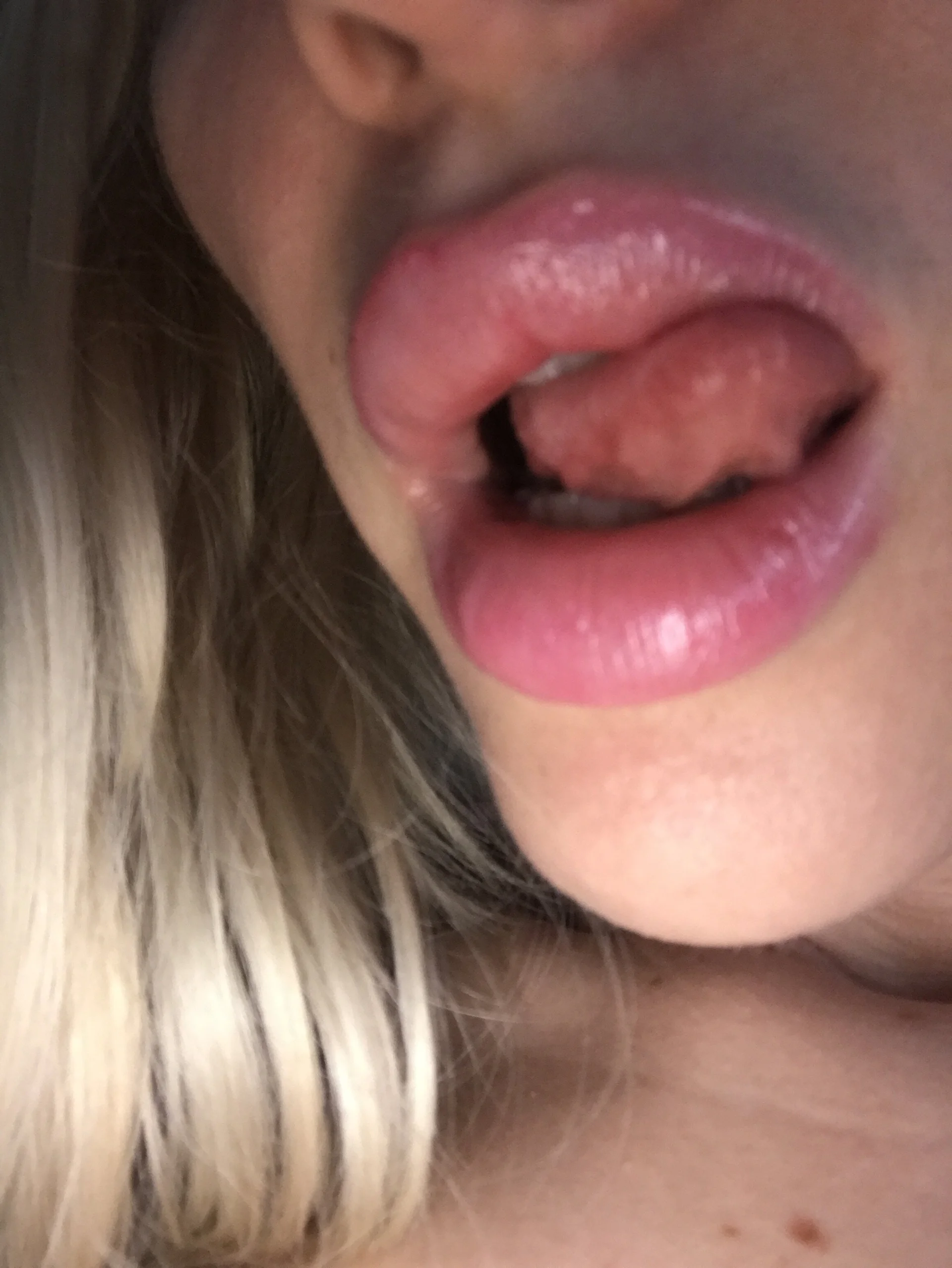 XXX Porn Photo of Nude suuzykiss 2