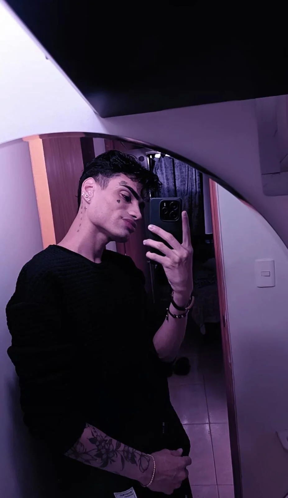 XXX Porn Photo of Nude Latin_twink_lyam1 8