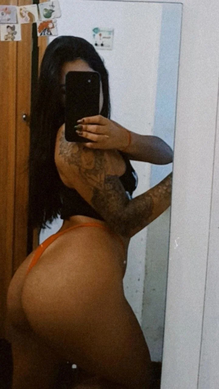 XXX Porn Photo of Nude Vixxen_99 7