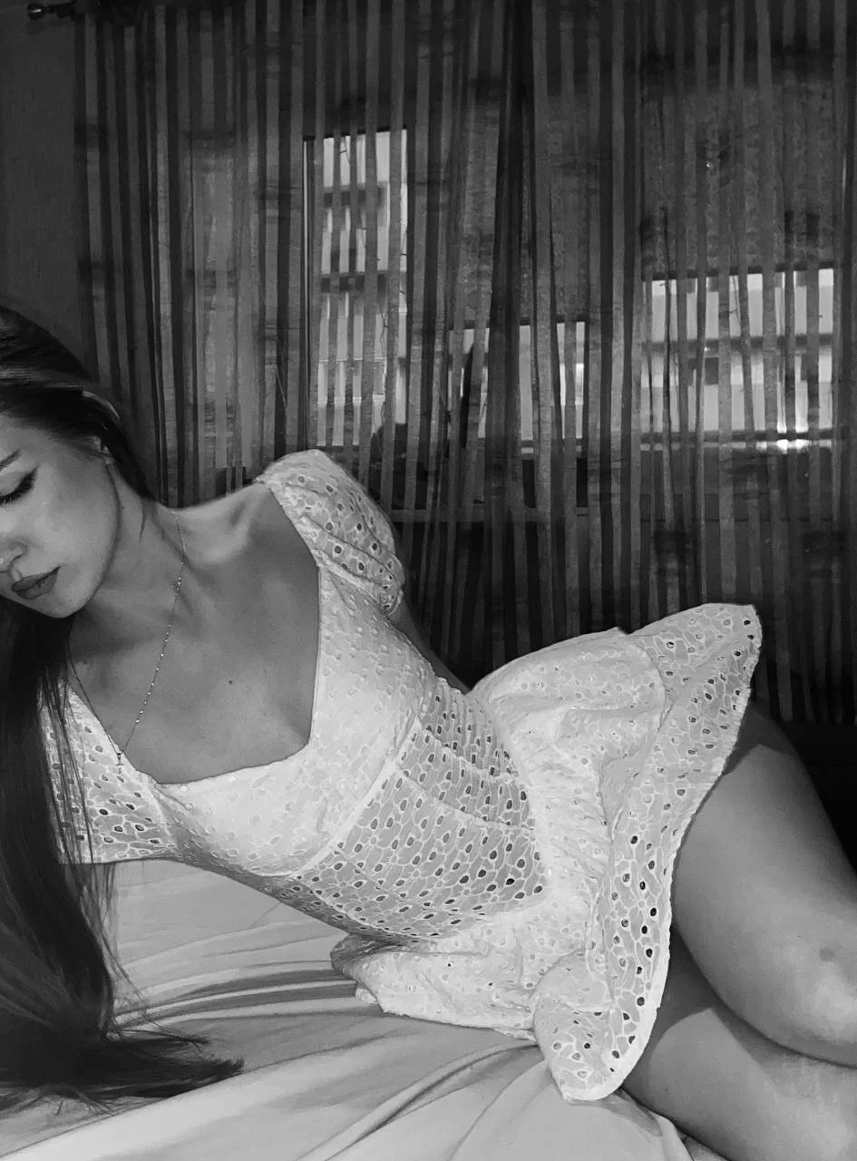 XXX Porn Photo of Nude BarbMontilla 8