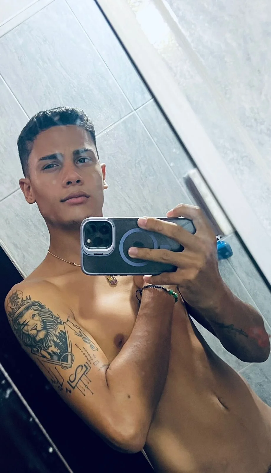 XXX Porn Photo of Nude Bigx_Twink__ 8